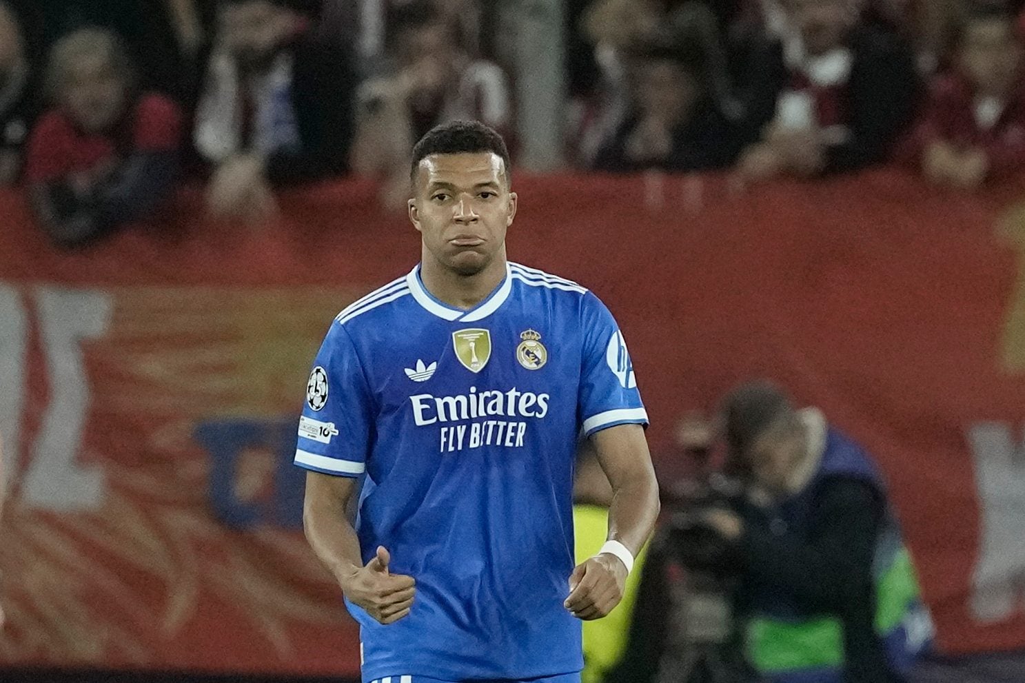 Uragano Mbappé, tripletta Champions League in 6 minuti: ma il record gli sfugge per soli 30 secondi