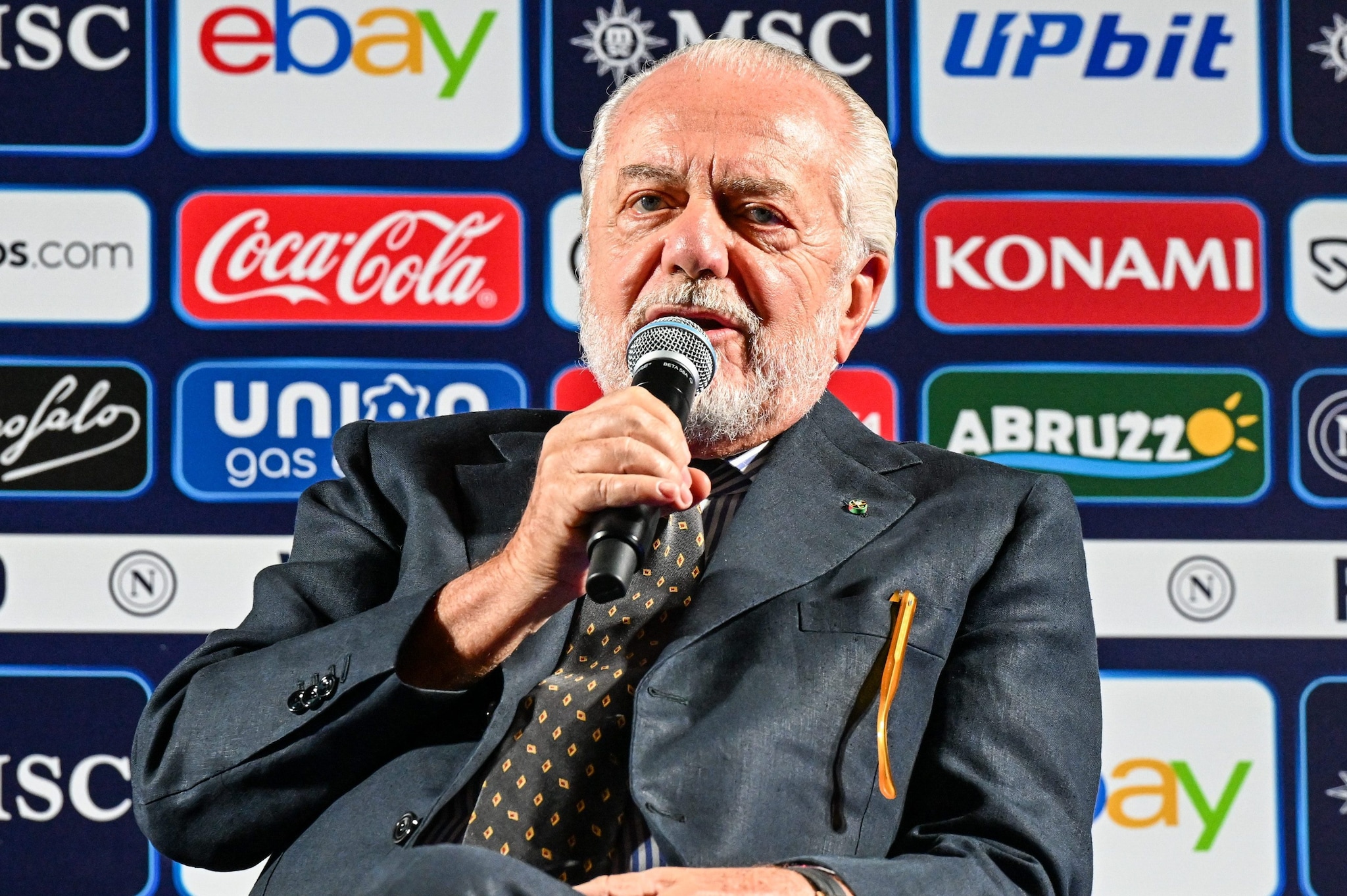 De Laurentiis sullo Stadio Maradona: "È un cesso, senza di me hanno rubato soldi e fatto un disastro"