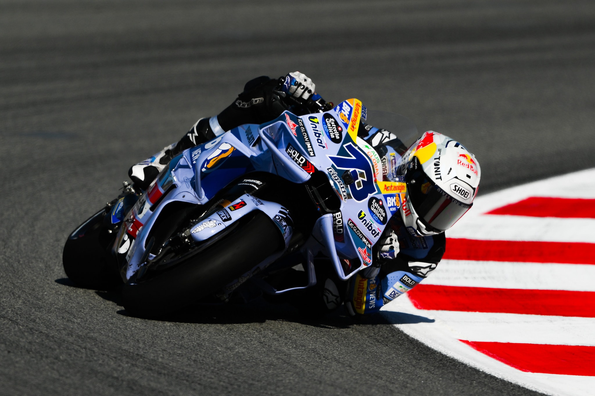 Alex Marquez si prende la Sprint al GP di Valencia: Di Giannantonio da podio, male Bezzecchi e Bagnaia