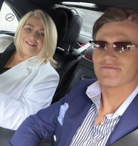 McTominay in posa con sua madre