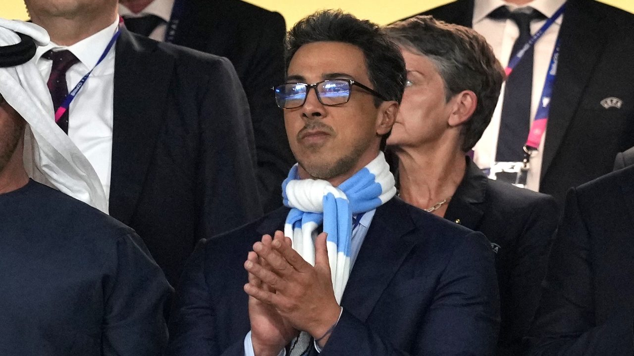 Come il Manchester City è finito nell’ombra del genocidio in Sudan: il silenzio del pallone