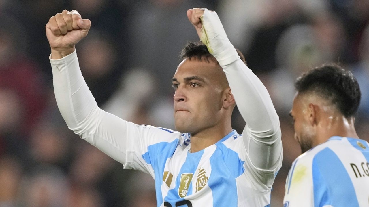 Lautaro Martinez ci sarà in Angola-Argentina, tre calciatori esclusi per il rischio febbre gialla