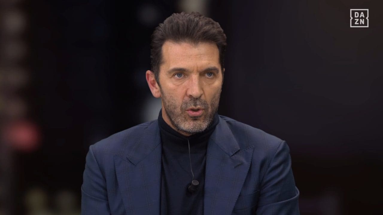Buffon difende la Nazionale: "Qualcuno sguazza sulla situazione dell'Italia, c'è incoerenza"