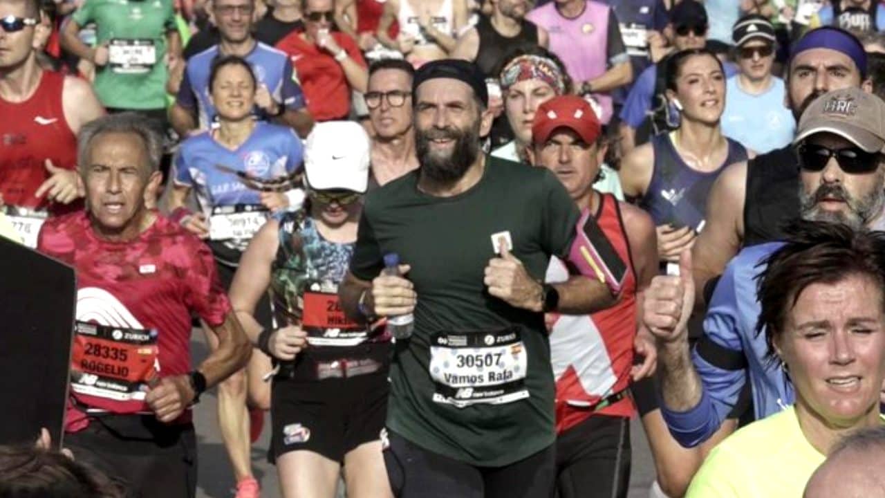 Salva la vita a 4 corridori nella Behobia-San Sebastián: la corsa si trasforma in una lunga veglia medica