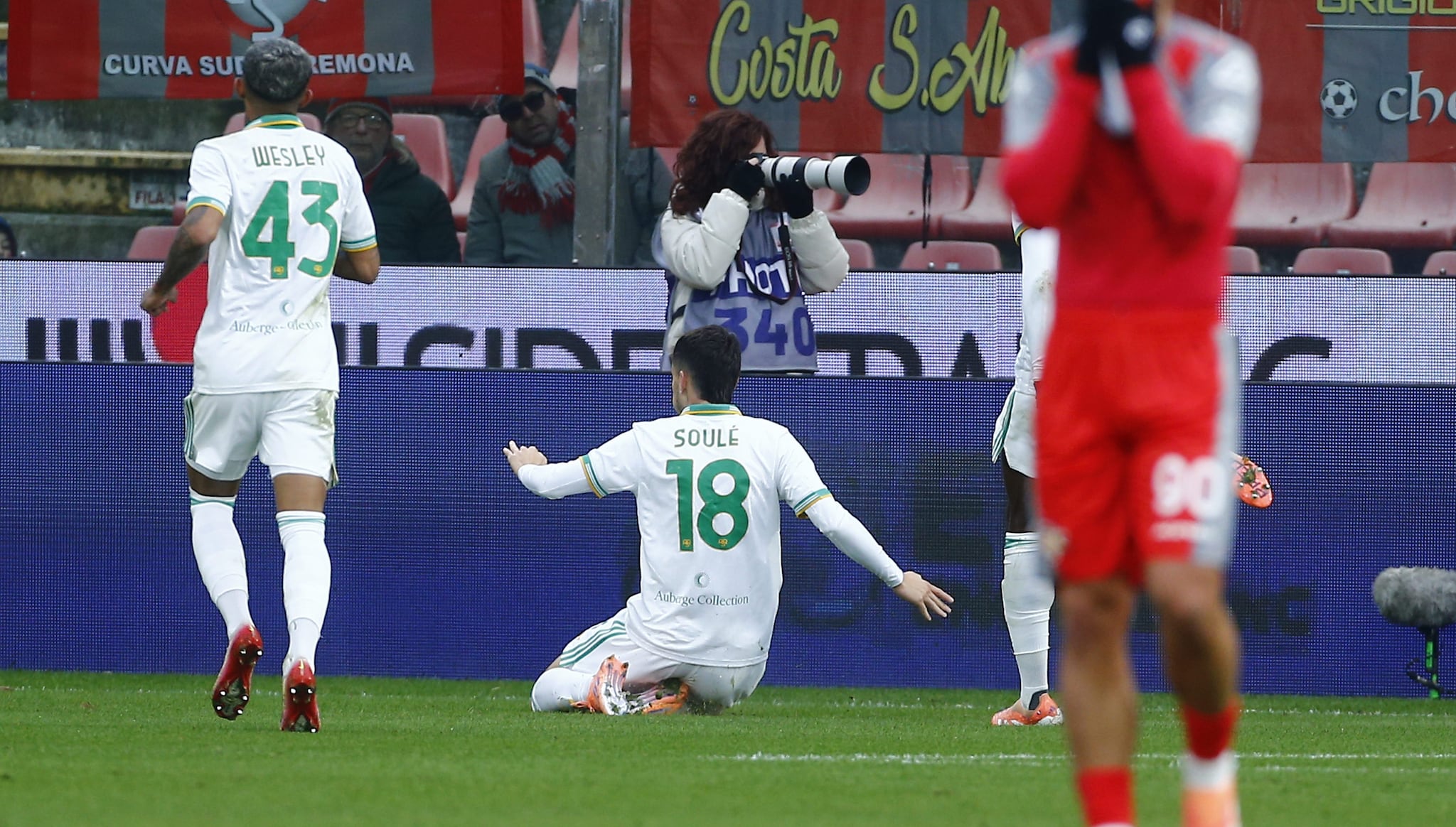 Cremonese-Roma 1-3, risultato finale della partita di Serie A: gol di Soulé, Ferguson e Wesley, gli highlights
