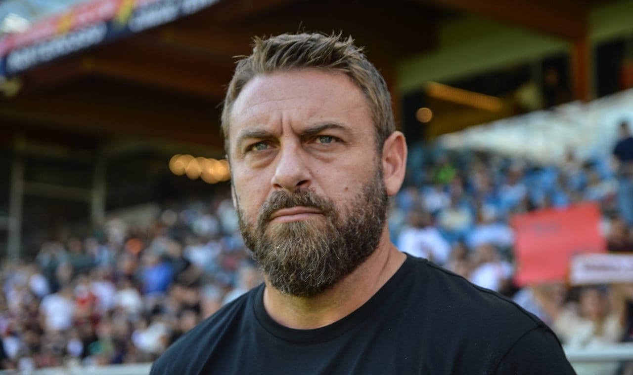 De Rossi scelto dal Genoa, sarà il sostituto di Vieira: quando farà il suo esordio in panchina