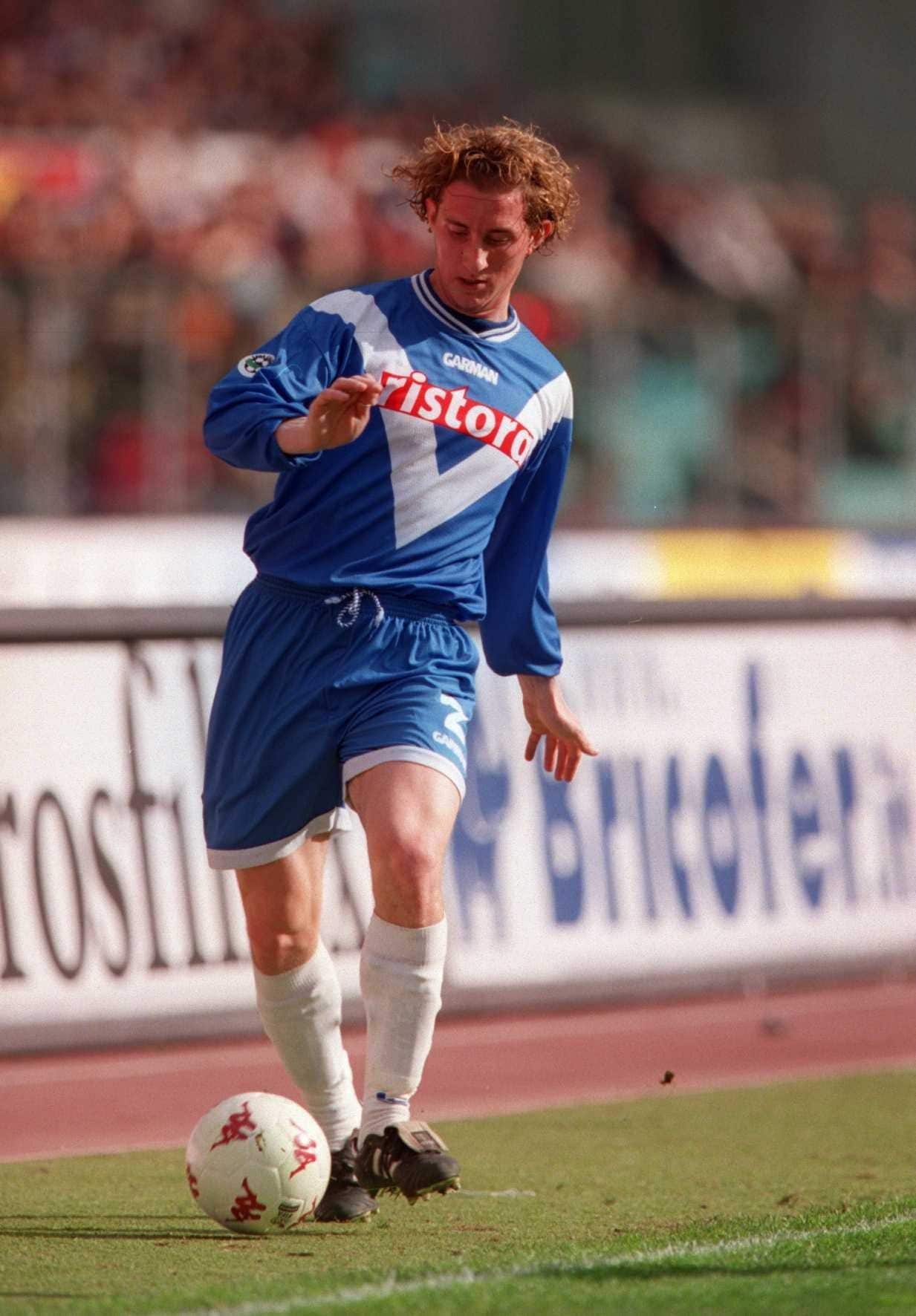 Aimo Diana in campo con la maglia del Brescia.