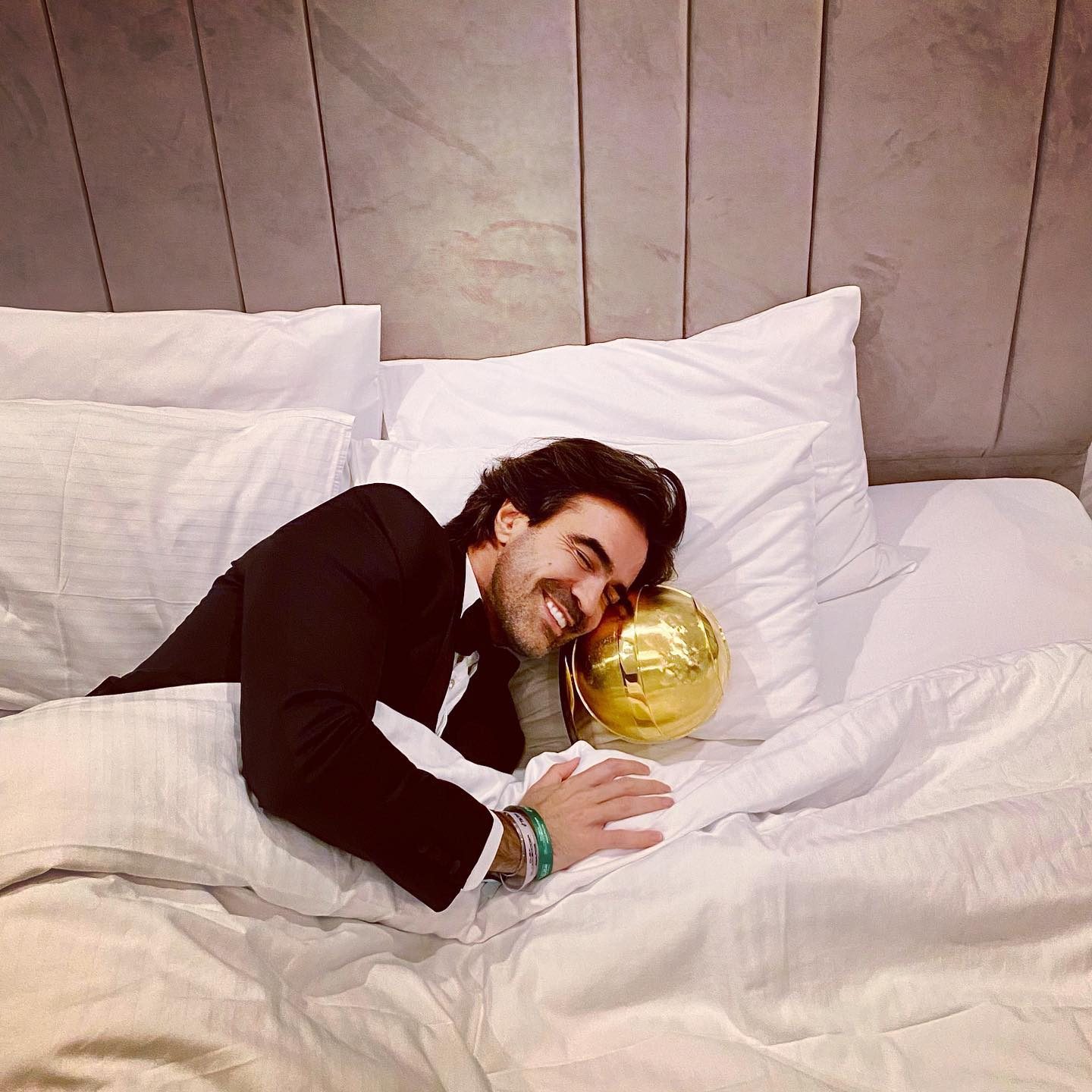 Pastorello con il premio di miglior procuratore al mondo vinto nel 2021.