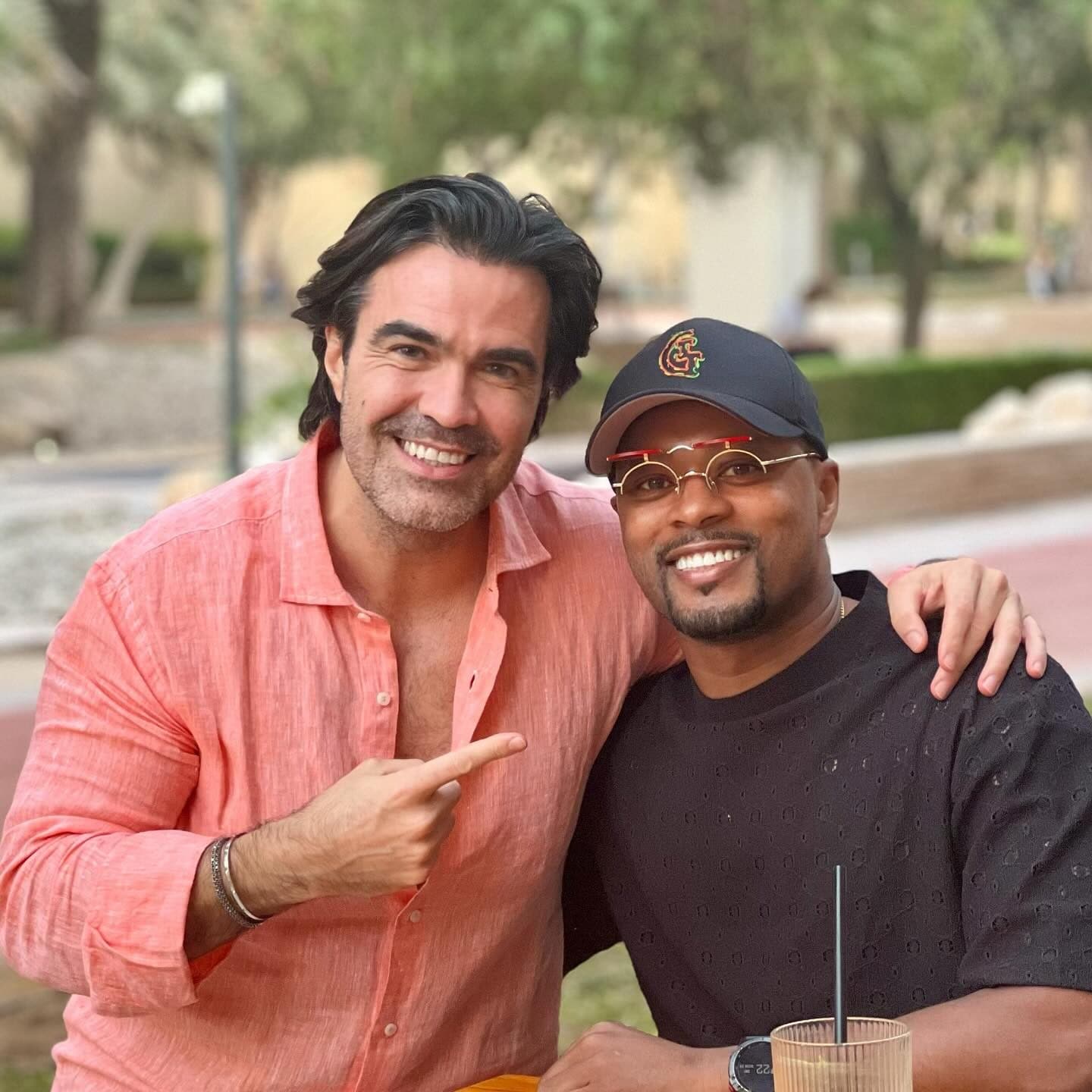 Pastorello con Patrice Evra.