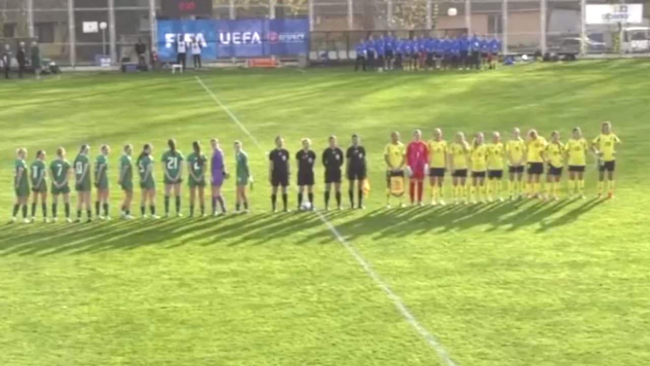 L'UEFA sbaglia l'inno dell'Eire, parte "God Save The King": calciatrici costrette a cantare a cappella