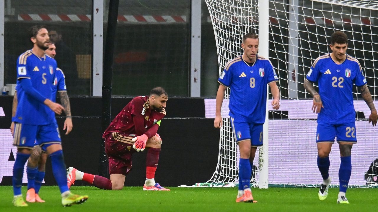 Italia umiliata dalla Norvegia anche a San Siro: siamo ai playoff Mondiali. E ce lo meritiamo