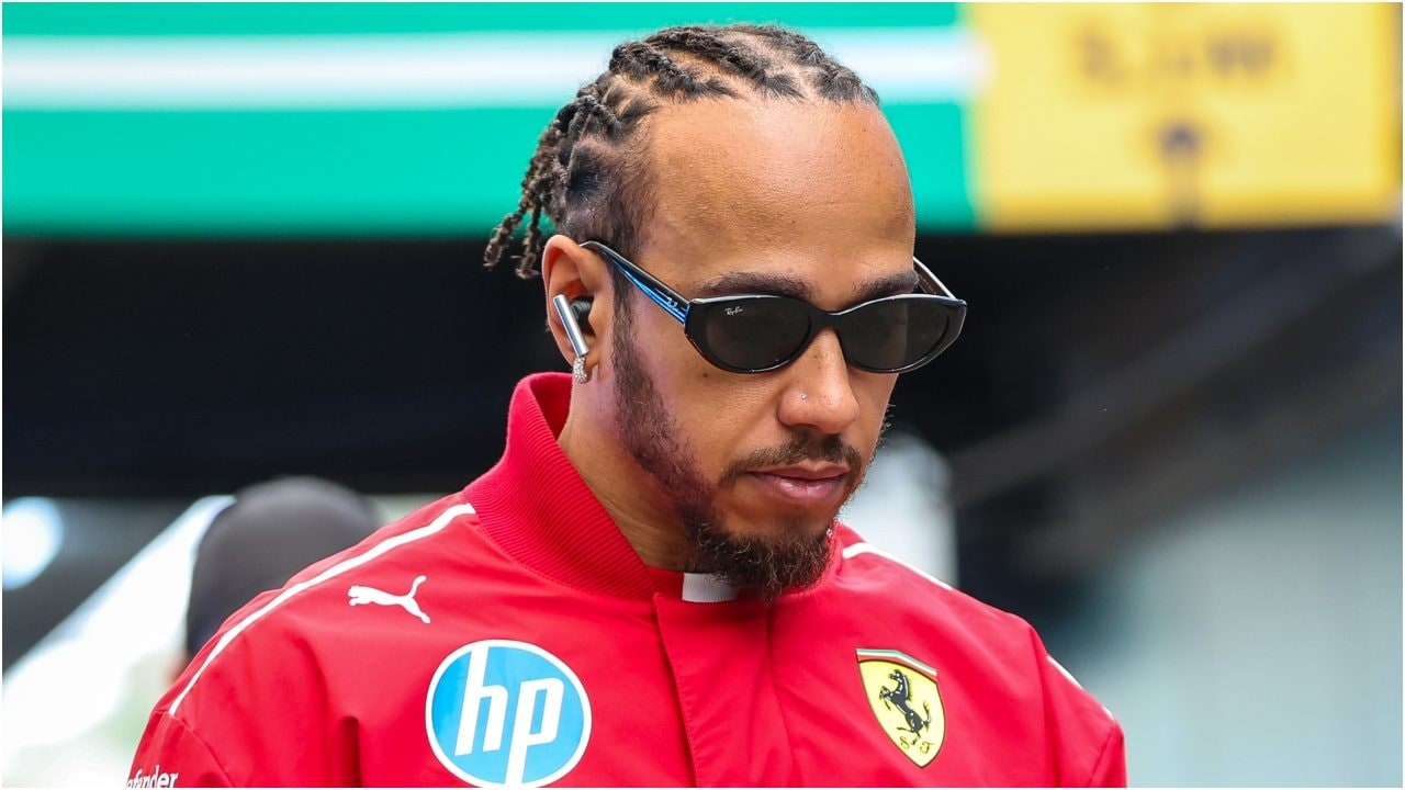 Hamilton esasperato: "Vivo un incubo. Sognavo di guidare la Ferrari e questi sono i risultati"
