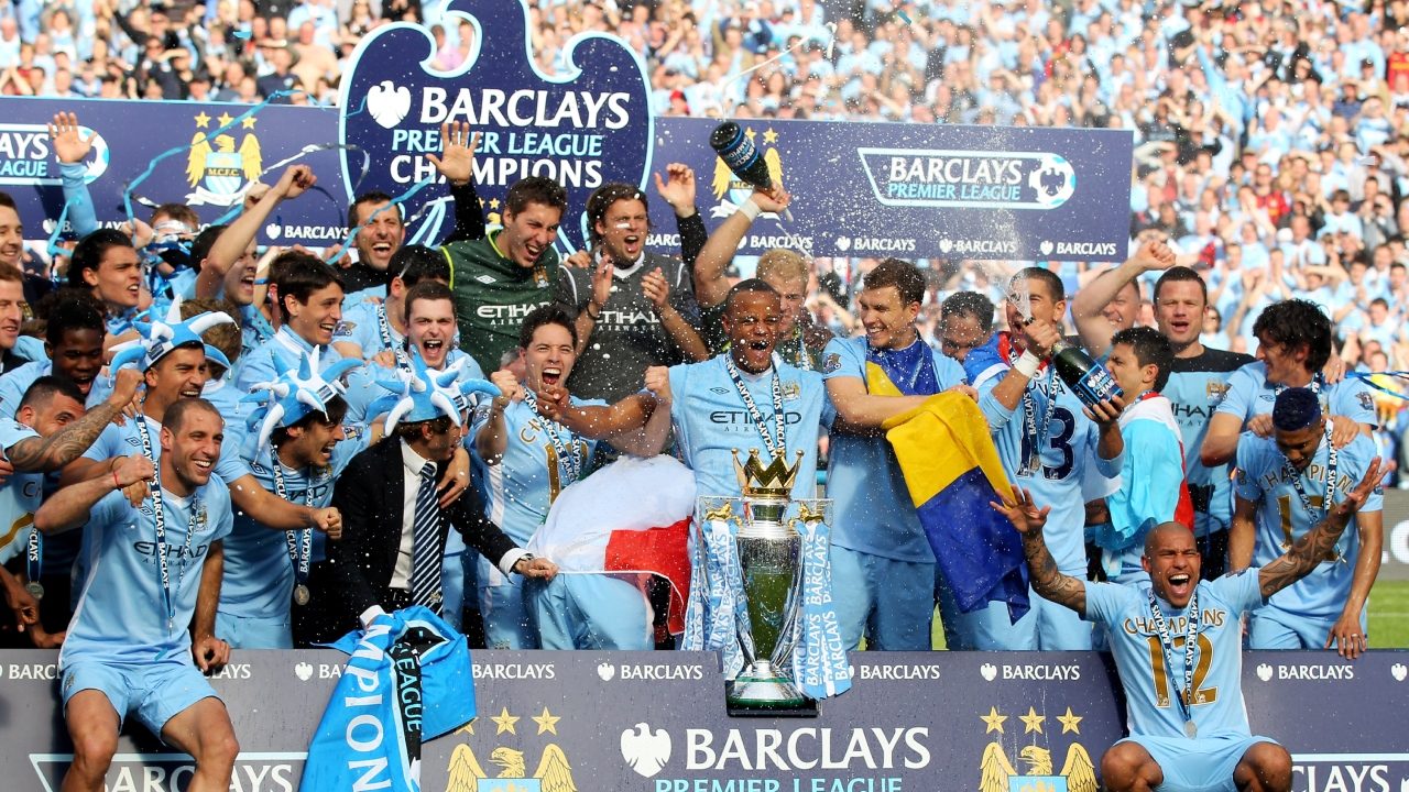 Scandalo Premier, un arbitro appoggia la teoria complottista di Rooney sul trionfo del Manchester City nel 2012