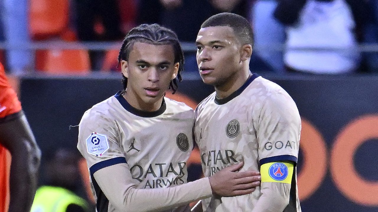 L'avvocato di Mbappé denuncia le pressioni psicologiche del PSG: "Ha trovato il fratello in lacrime"