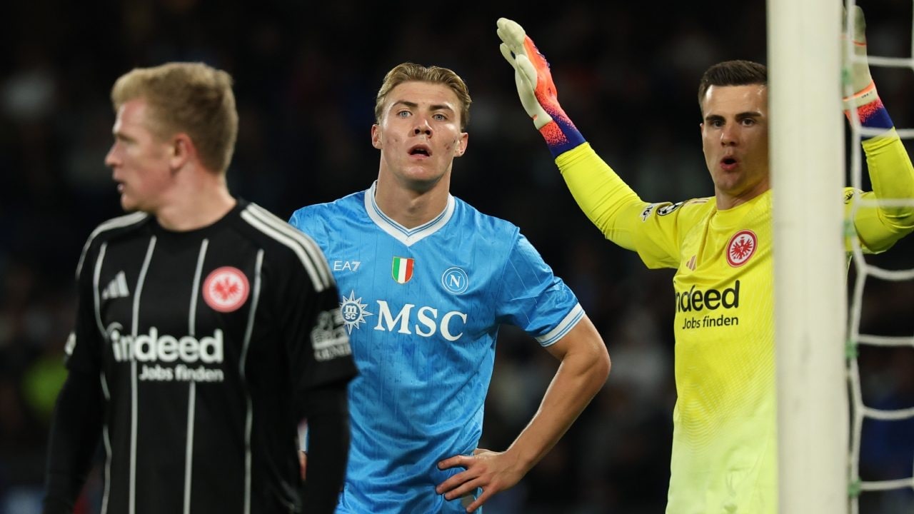 Il Napoli non batte l'Eintracht: e ora il cammino in Champions League diventa complicato