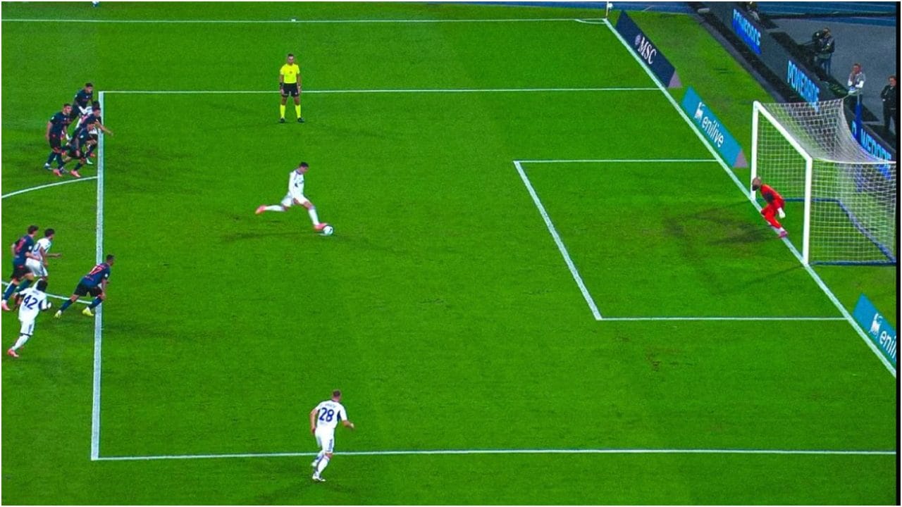 Perché Fabregas aveva messo un calciatore di lato sul rigore in Napoli-Como pensando già al peggio