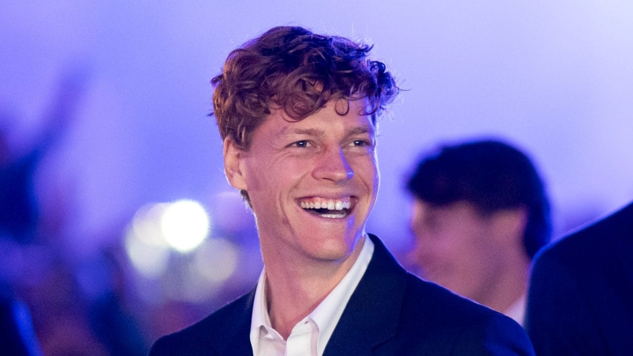 Sinner svela perché gioca "pensando di essere il numero 2 al mondo" nonostante sia il numero 1