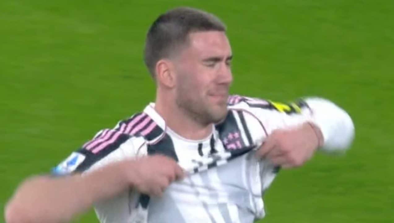 Vlahovic fuori per infortunio, esce con le lacrime agli occhi: "Mister, mi sono fatto molto male"