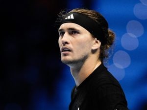 zverev-ko-sinner-atp-finals-2025-300x225.jpg