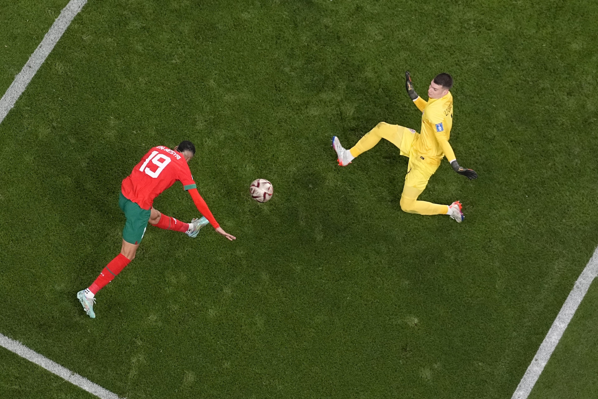 Livakovic è il portiere della Croazia, ha difeso i pali anche ai Mondiali 2022.