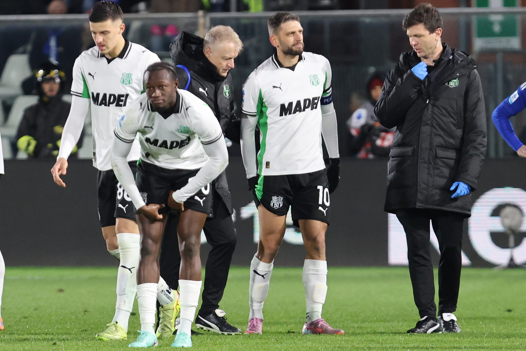 Berardi ha riportato un infortunio muscolare durante la partita tra Como–Sassuolo.