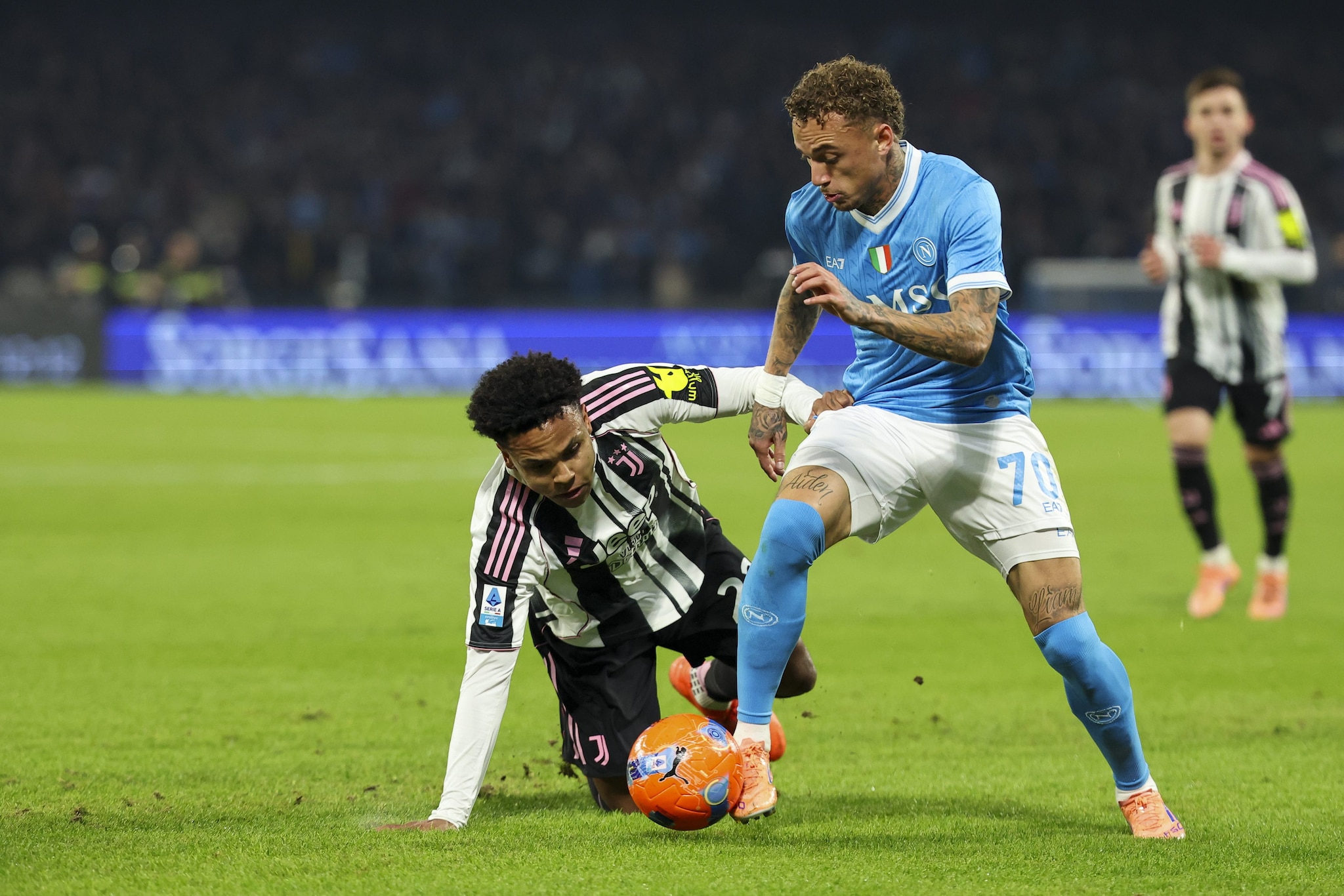 Al Maradona, la Juventus è stata sconfitta per 2–1 dal Napoli.