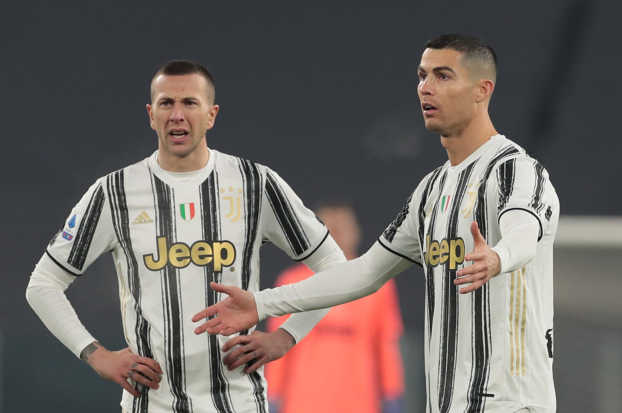 Bernardeschi con Cristiano Ronaldo alla Juventus.