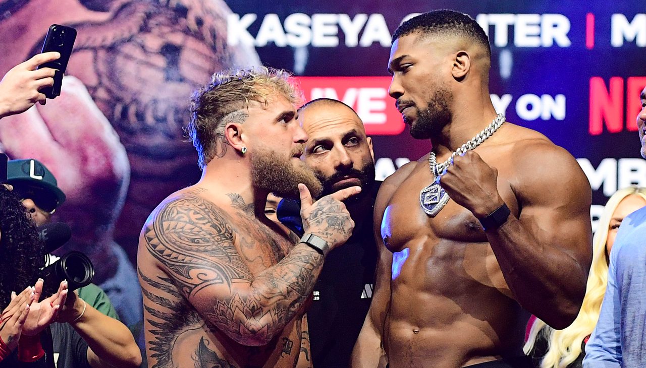 Jake Paul vs Anthony Joshua, orario e dove vedere l'incontro stanotte in TV e streaming su Netflix