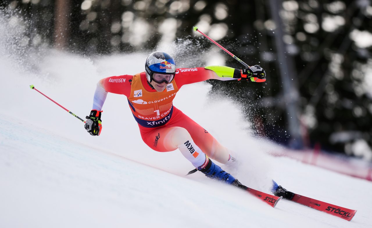 Sci alpino in TV, dove vedere il Super G femminile a St. Moritz e lo Slalom maschile di Val d'Isere: orari e programma