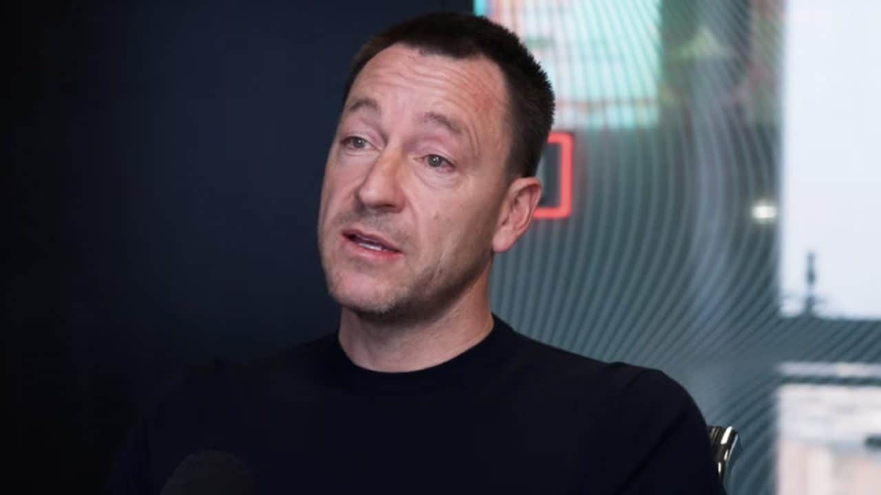 John Terry: “Ero al 25° piano e guardavo fuori con pensieri estremi. I compagni mi portarono giù”