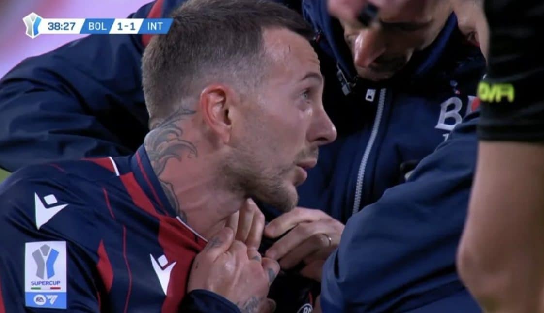 Federico Bernardeschi dopo l’infortunio alla spalla riportato in Bologna–Inter.