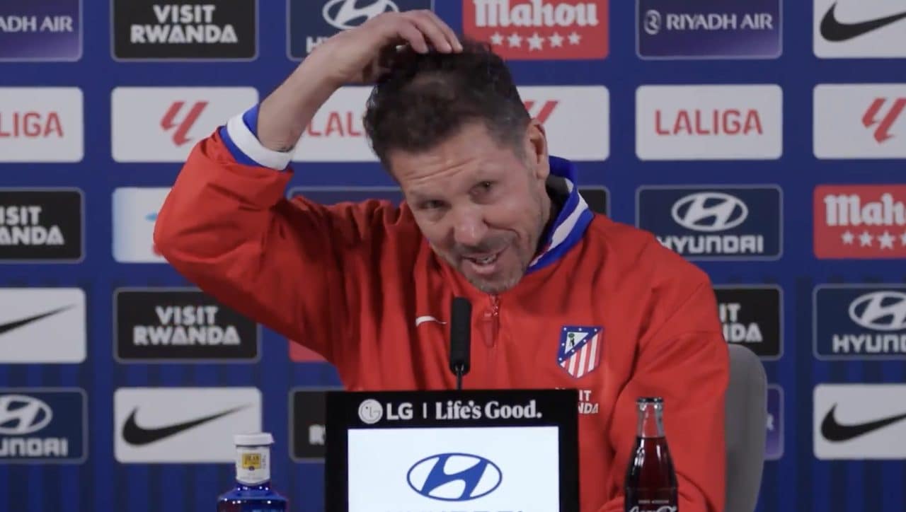 Diego Simeone sente una domanda su Alcaraz e Ferrero e spiazza tutti: "Già sto diventando pelato"