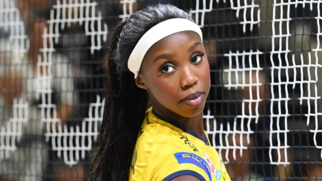 Adhu Malual denuncia: "Offese razziste a me e alla mia famiglia. Ora non sto più zitta"