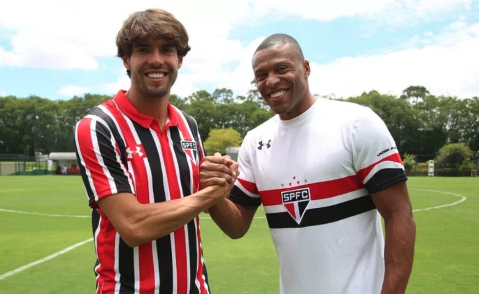 Julio Baptista con Kakà al San Paolo.
