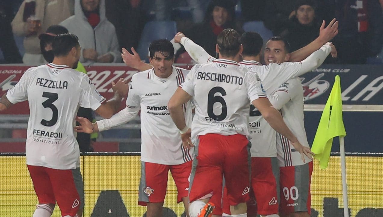 La Cremonese fa un colpaccio: doppietta di Vardy e Bologna battuto 3-1 nel Monday Night