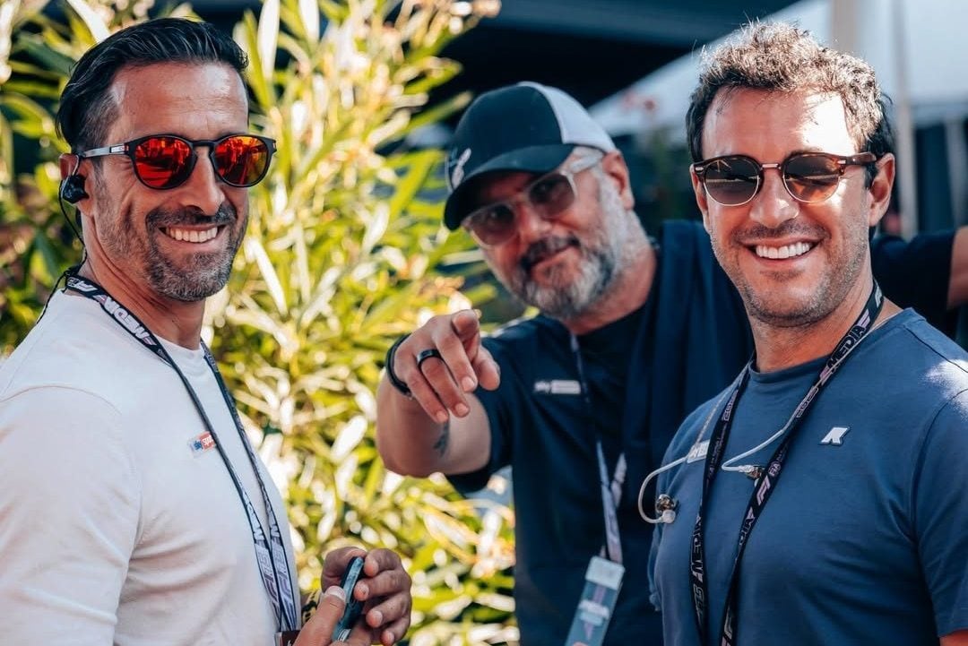 Davide Camicioli (a sinistra) con Carlo Vanzini (al centro) e Matteo Bobbi (a destra)