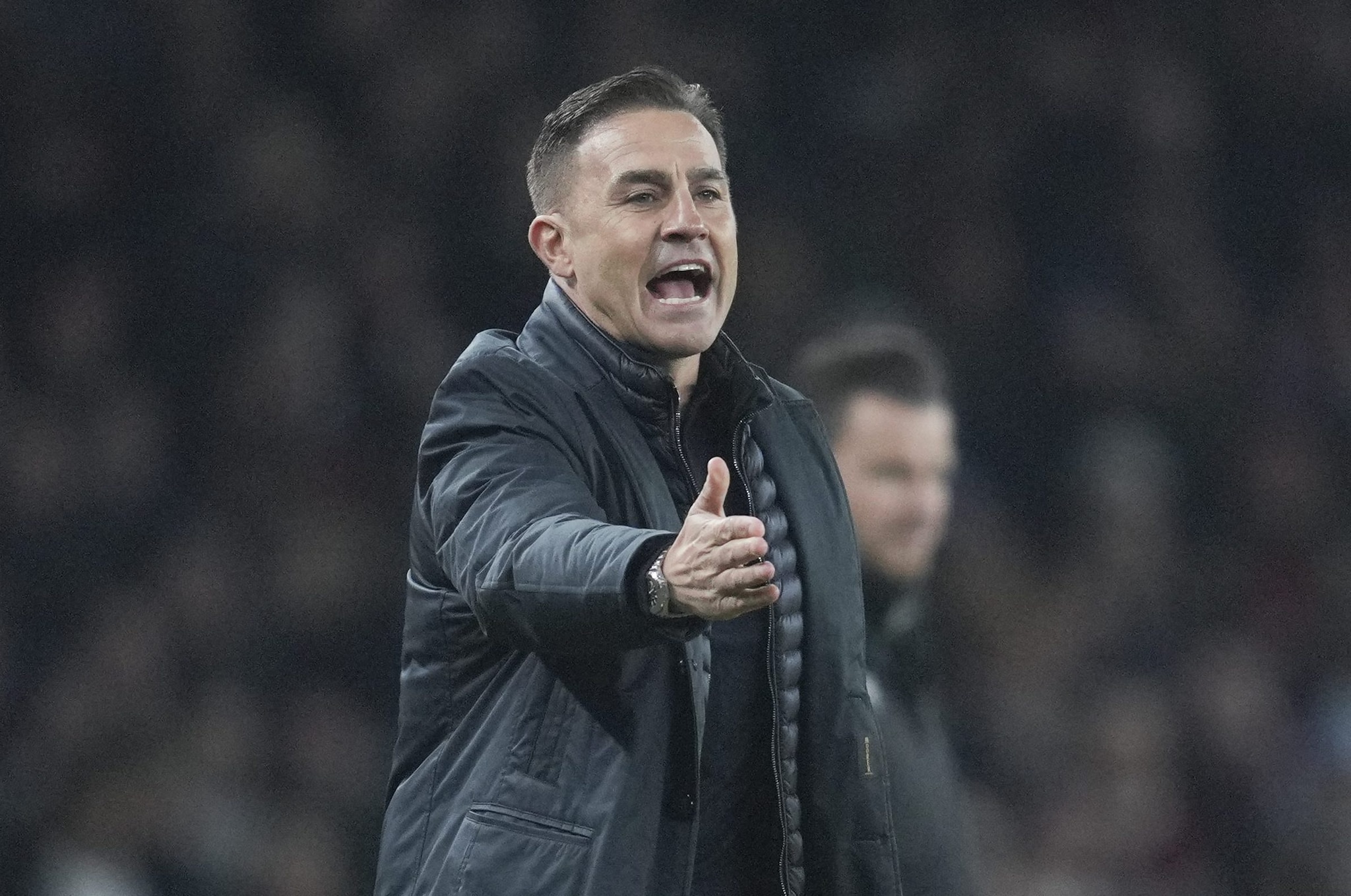 Fabio Cannavaro sulla panchina della Dinamo Zagabria in Champions League lo scorso gennaio: 3–0 per l’Arsenal