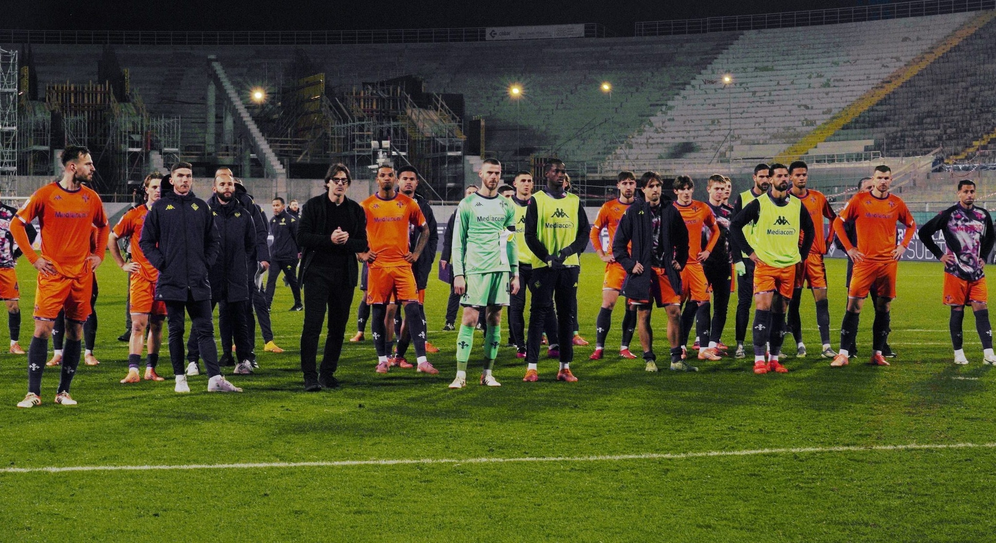 Il disastro assurdo della Fiorentina: 7ª per monte ingaggi, è ultima e con un piede in Serie B