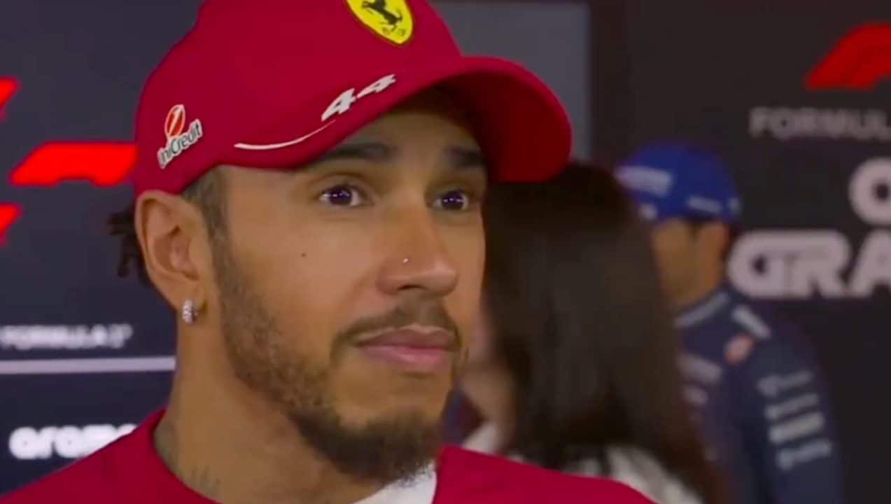 Hamilton spaesato quando scopre chi ha vinto in Qatar: "Come Verstappen? Oh mer*a... santo cielo!"
