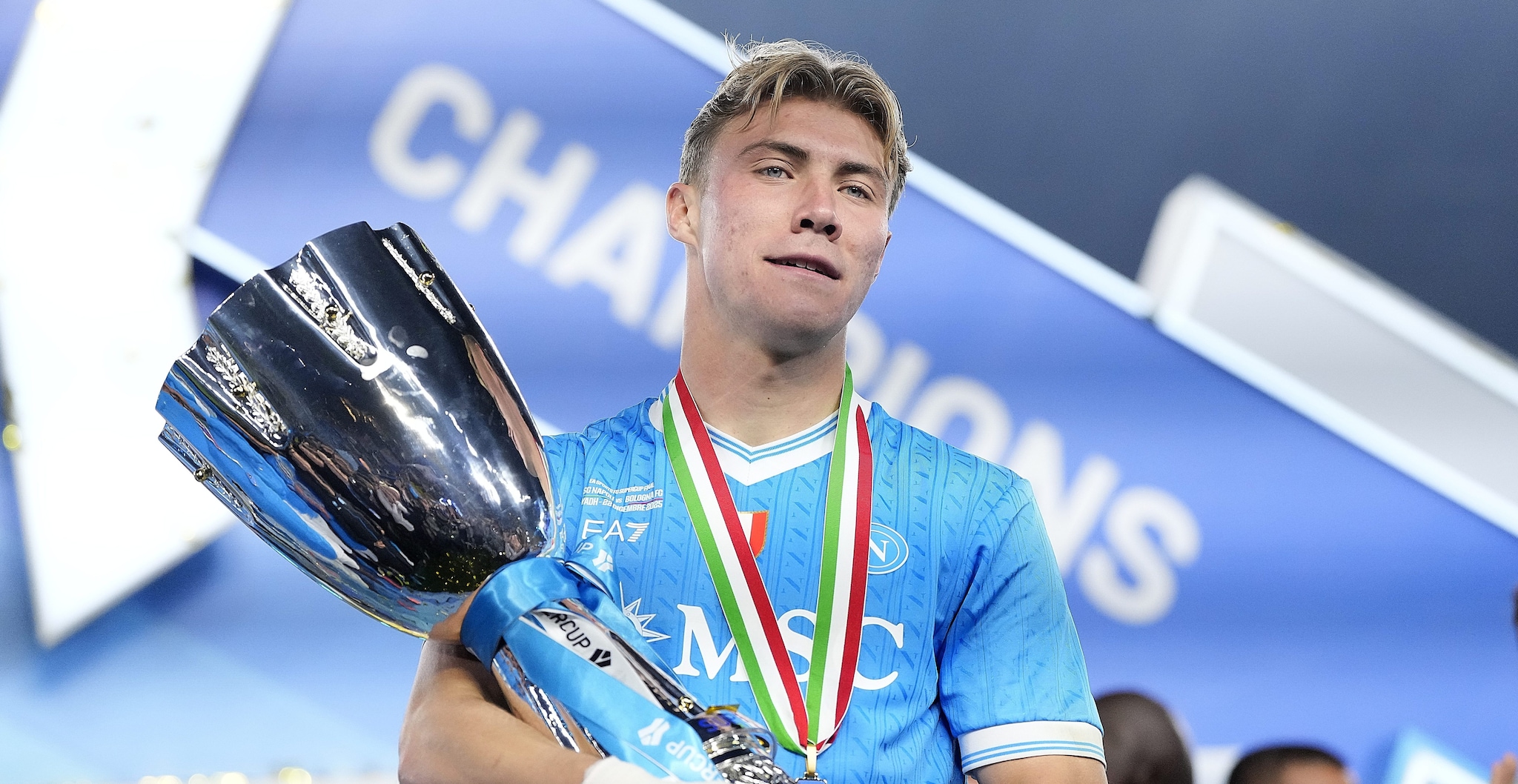 Il messaggio di Hojlund dopo la vittoria della Supercoppa col Napoli: è semplicemente spietato