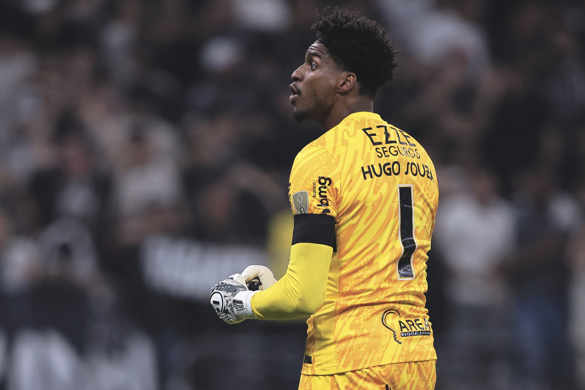 Il Milan su Hugo Souza, il gigante brasiliano scartato dall'Europa: piace tanto per il dopo Maignan