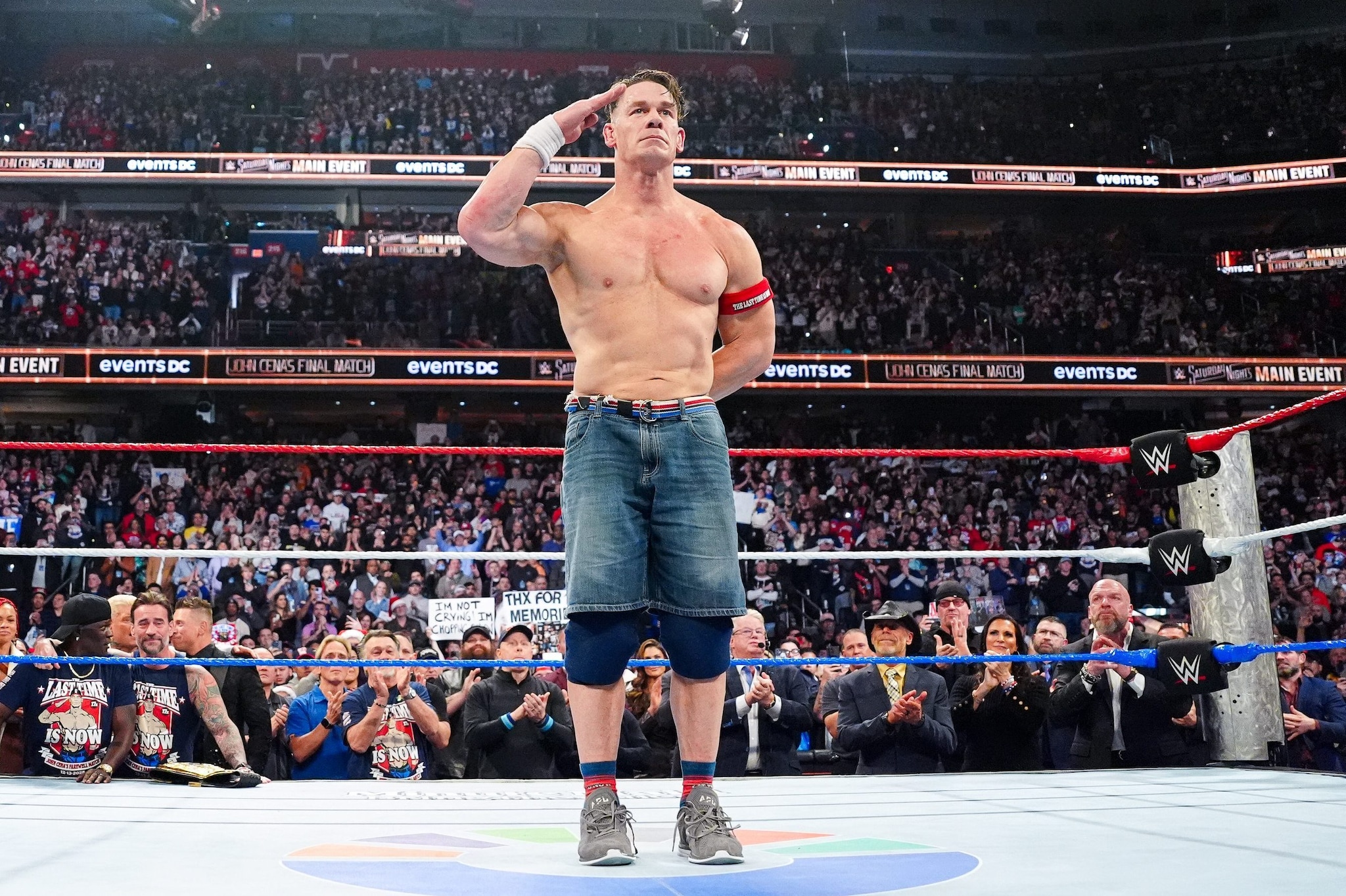 L’ultimo saluto al suo pubblico di John Cena: uno dei più grandi wrestler di sempre con ben 17 titolo mondiali