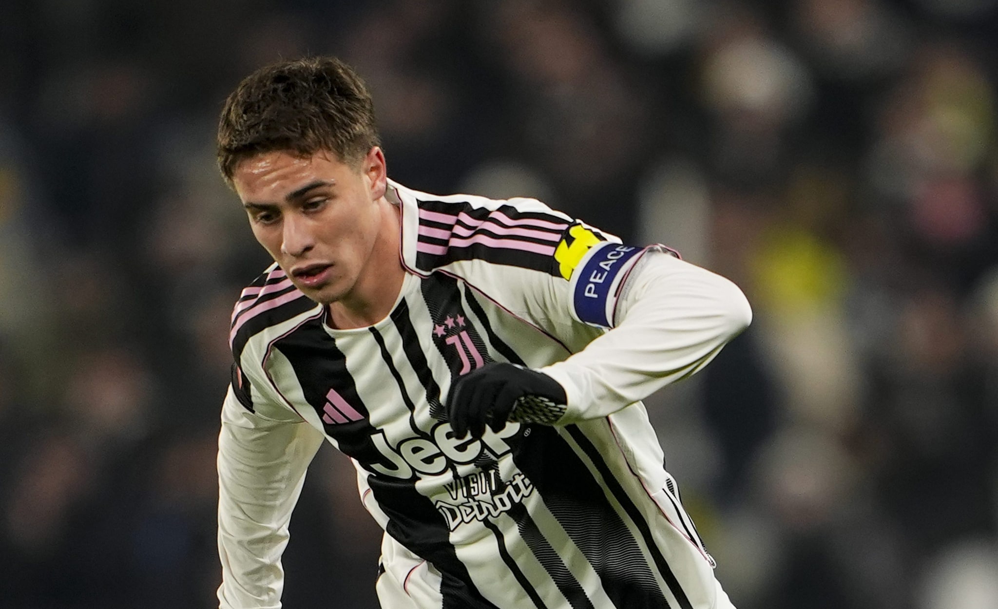 Juventus-Roma, dove vederla oggi in TV e streaming su Sky o DAZN: orario e formazioni