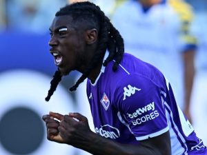 La Fiorentina chiude il 2025 all’ultimo posto, la crisi continua: Sorensen regala la vittoria al Parma