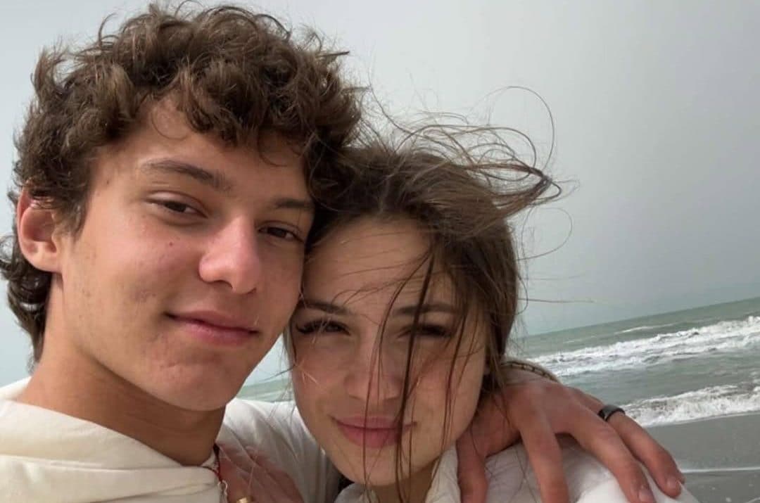 Kimi Antonelli con la fidanzata Eliska Babickova, 20enne pilota di kart ceca