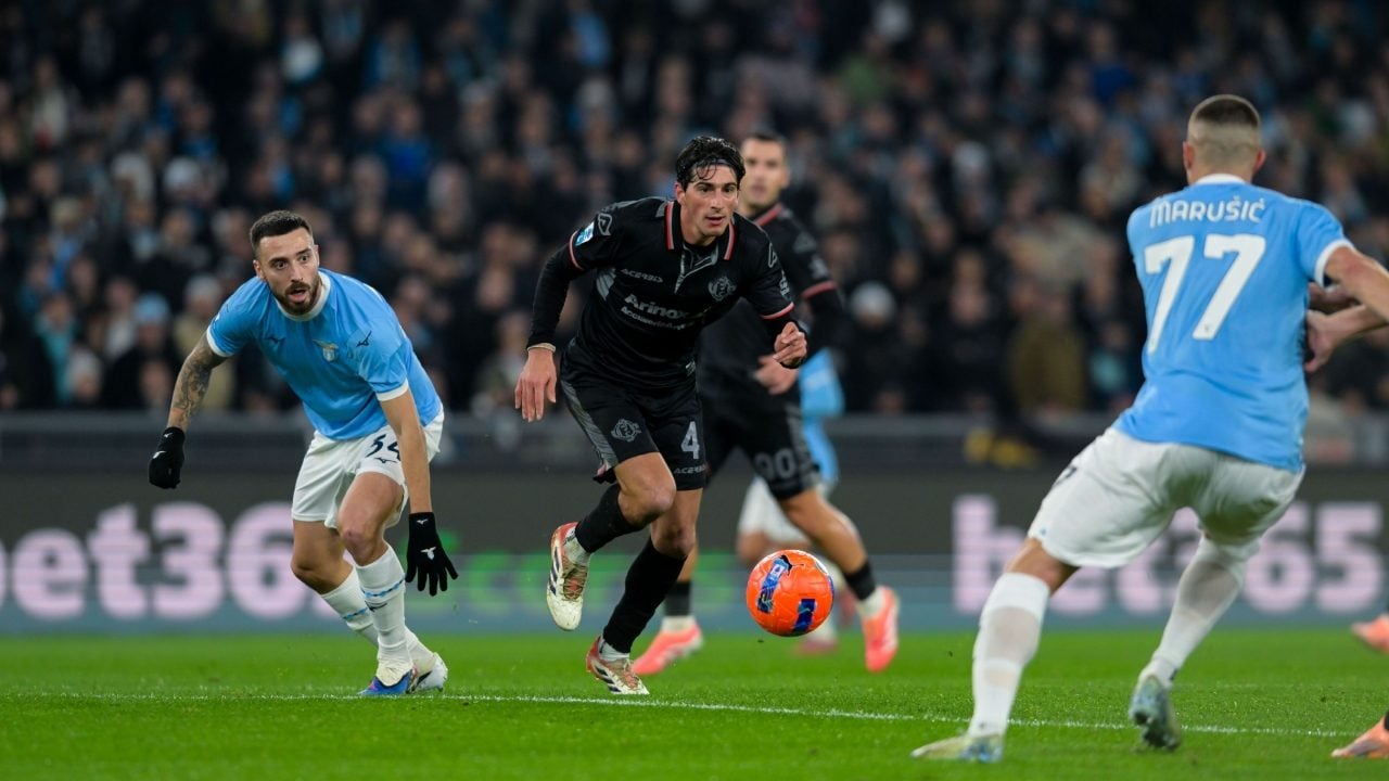 Lazio e Cremonese non si fanno male, all'Olimpico finisce 0-0: poche occasioni e ritmi bassissimi