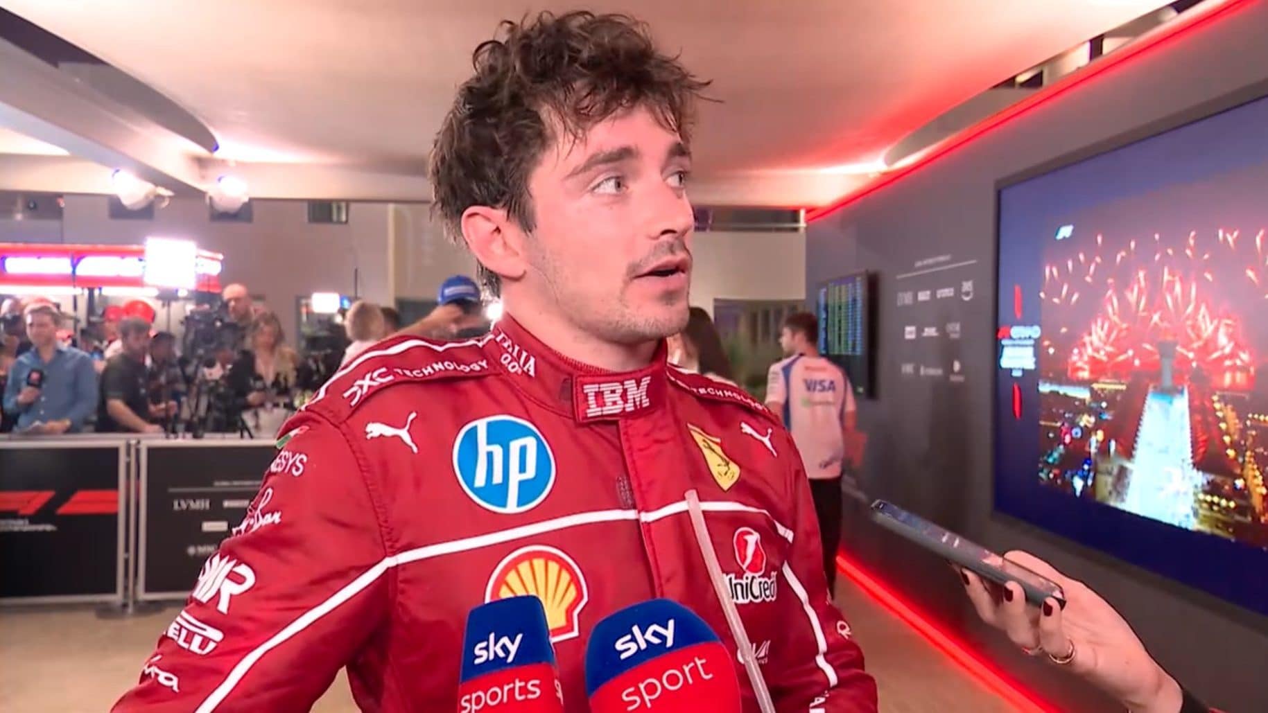 Leclerc scopre la classifica F1 mentre è in TV e manda un messaggio alla Ferrari: "Ora o mai più"