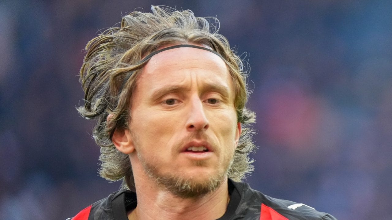 Modric: "Senza calcio mi sarebbe piaciuto fare il cameriere. Dicevano che ero troppo piccolo per giocare"