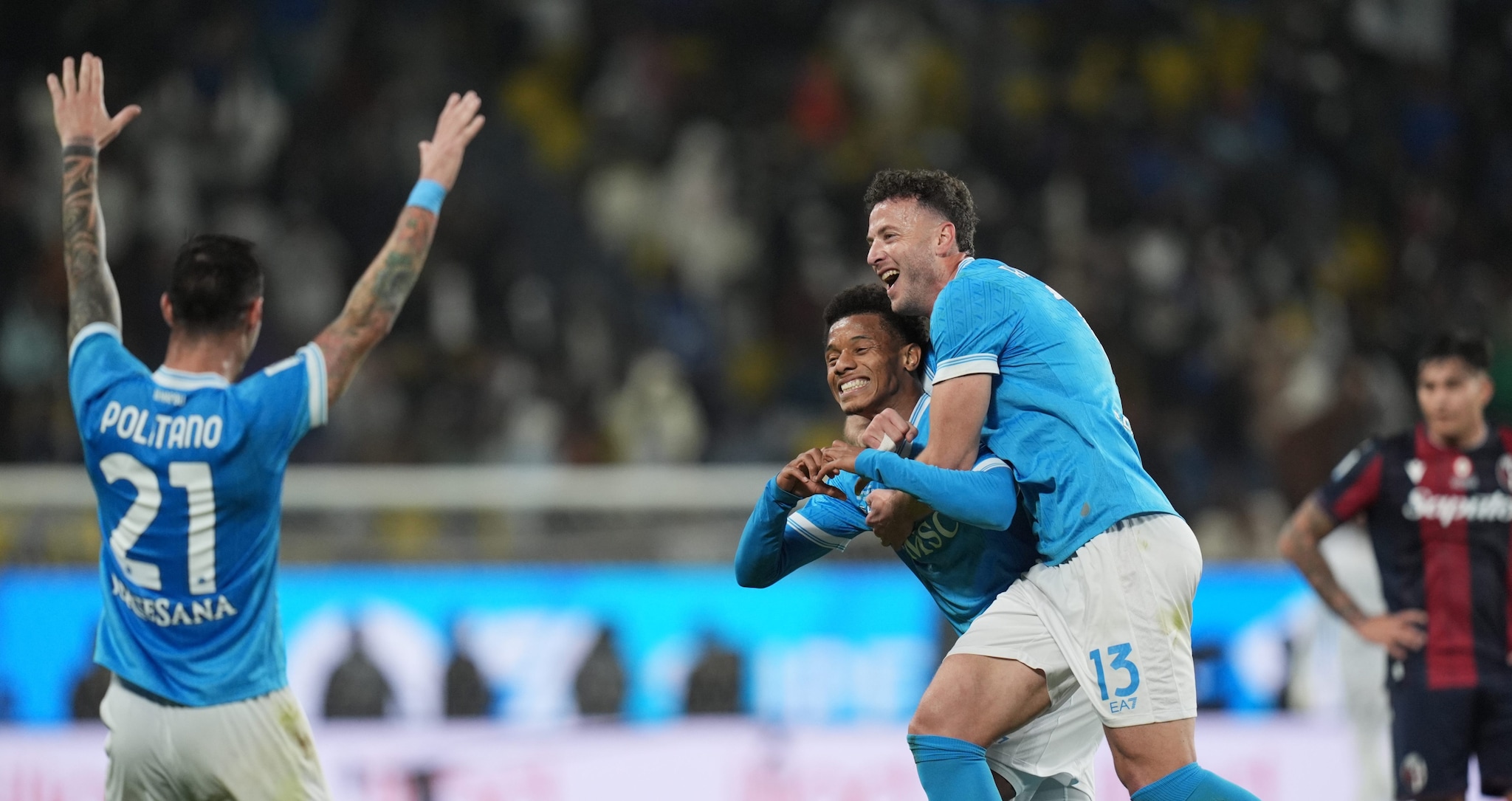 Il Napoli vince la Supercoppa italiana con Neres e si toglie "gli schiaffi da faccia" col Bologna
