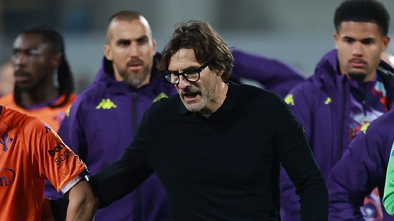 Vanoli a rischio esonero, la Fiorentina può cambiare ancora allenatore: due nomi clamorosi